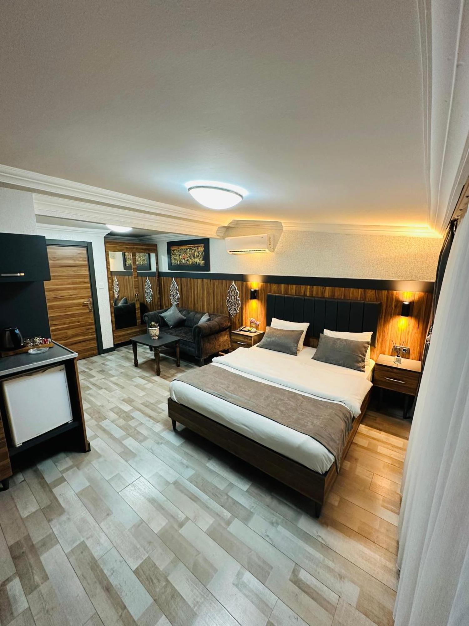 Taksim La Serena Hotels Istanbul Ngoại thất bức ảnh