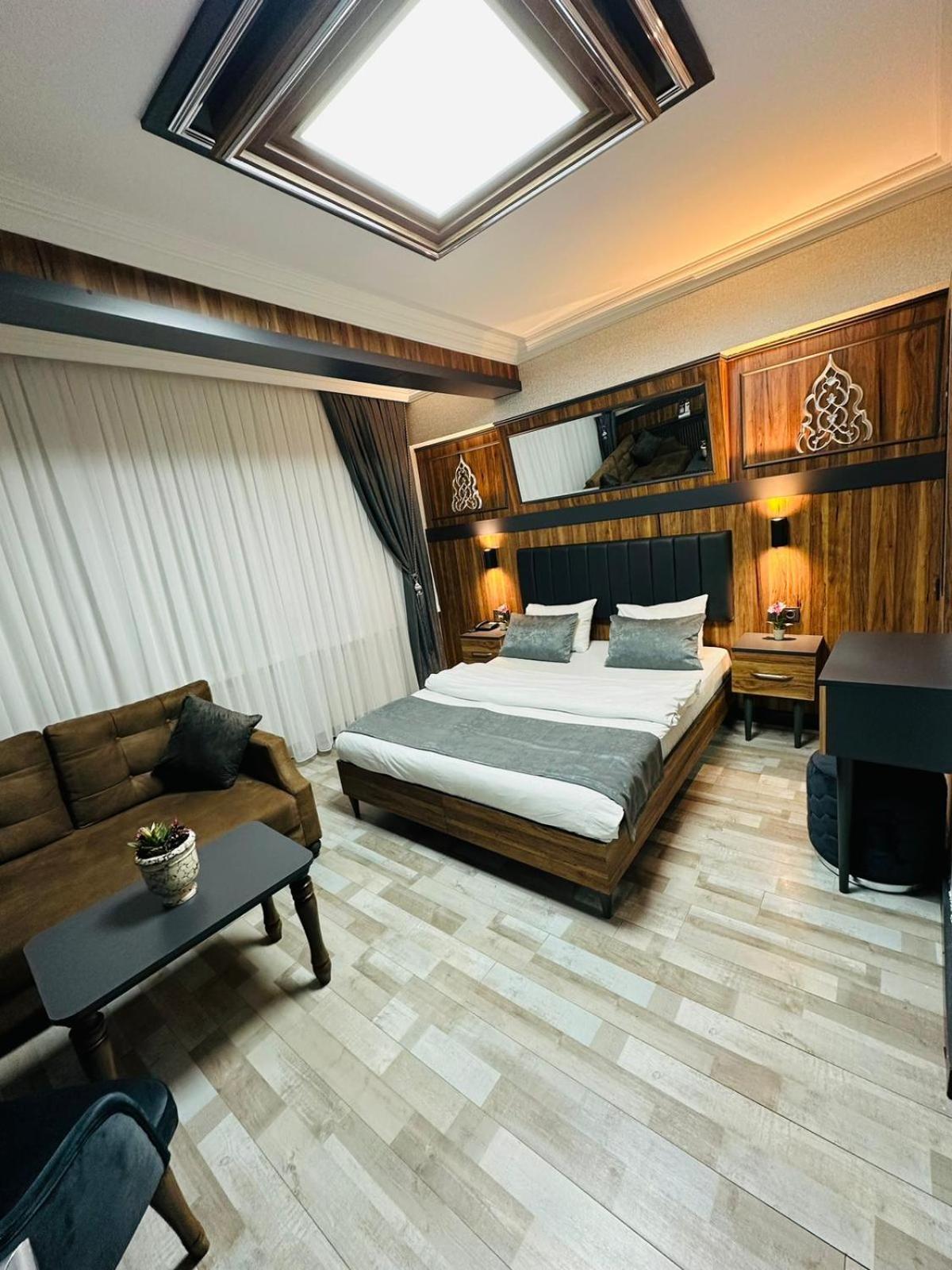 Taksim La Serena Hotels Istanbul Ngoại thất bức ảnh