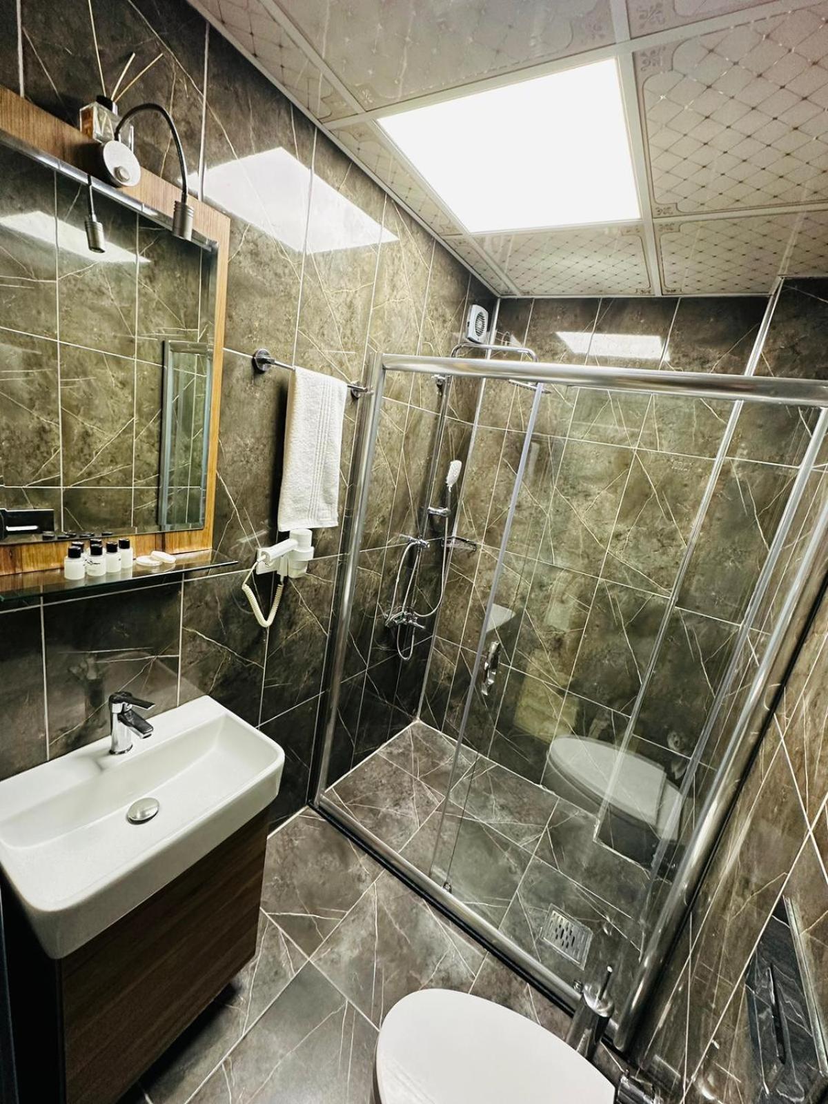 Taksim La Serena Hotels Istanbul Ngoại thất bức ảnh