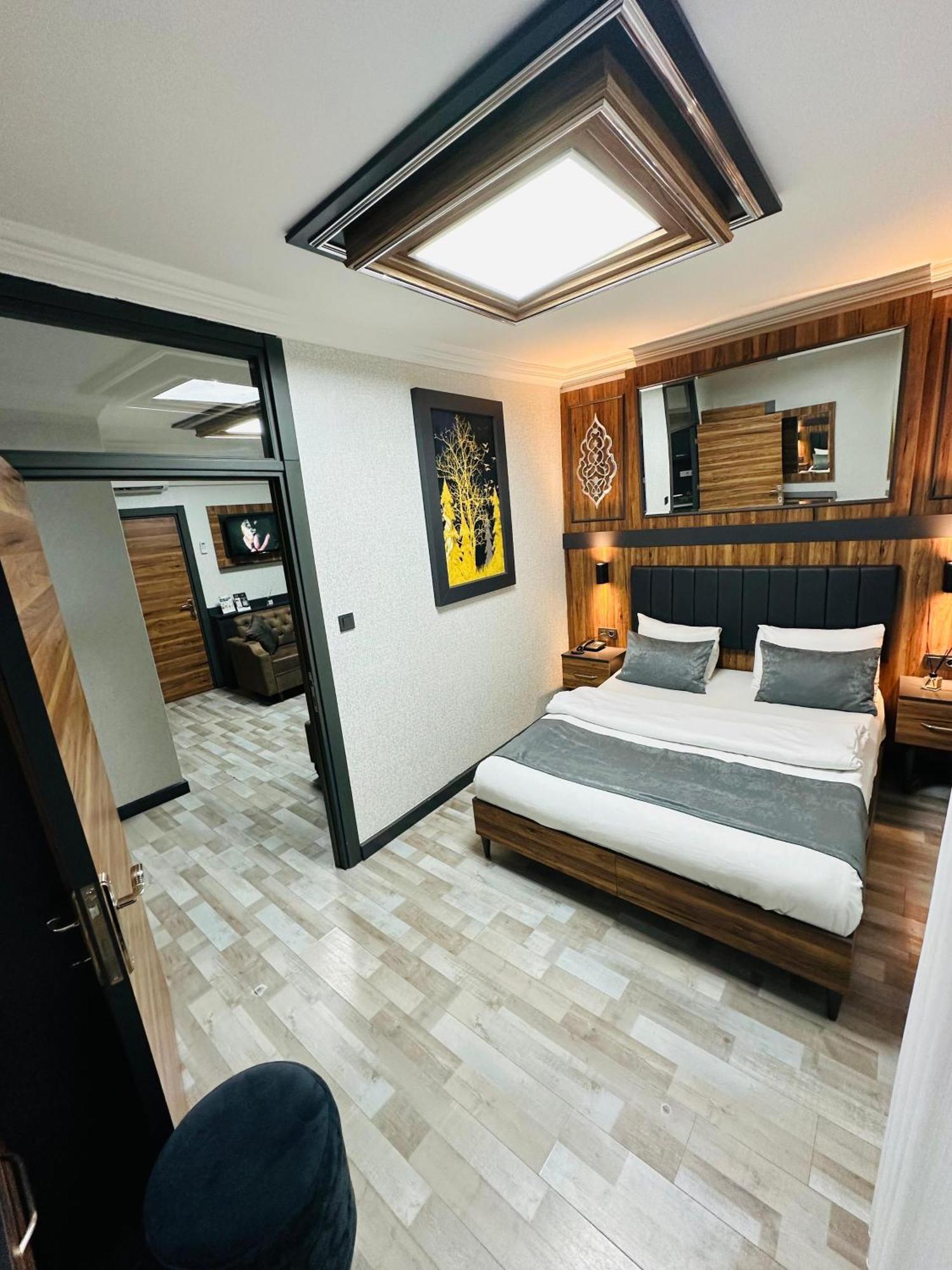 Taksim La Serena Hotels Istanbul Ngoại thất bức ảnh