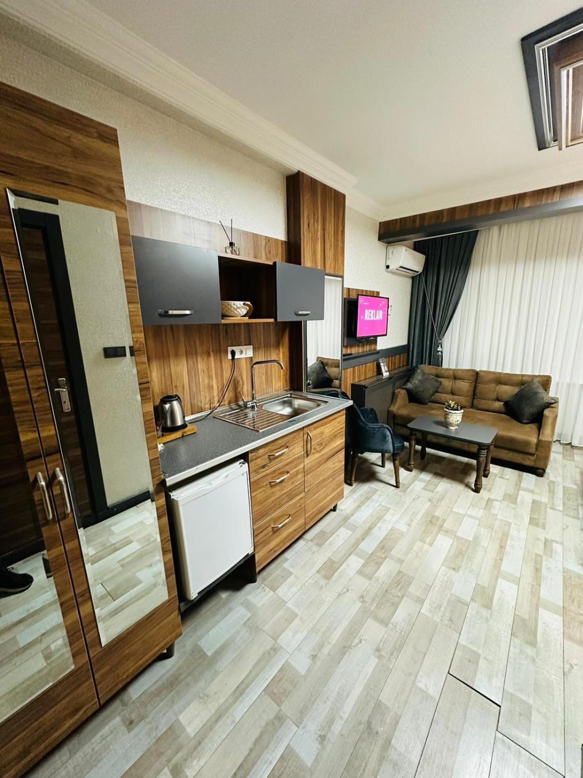 Taksim La Serena Hotels Istanbul Ngoại thất bức ảnh