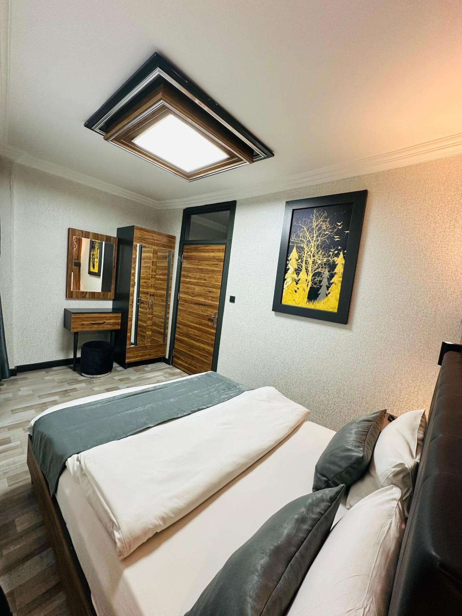 Taksim La Serena Hotels Istanbul Ngoại thất bức ảnh