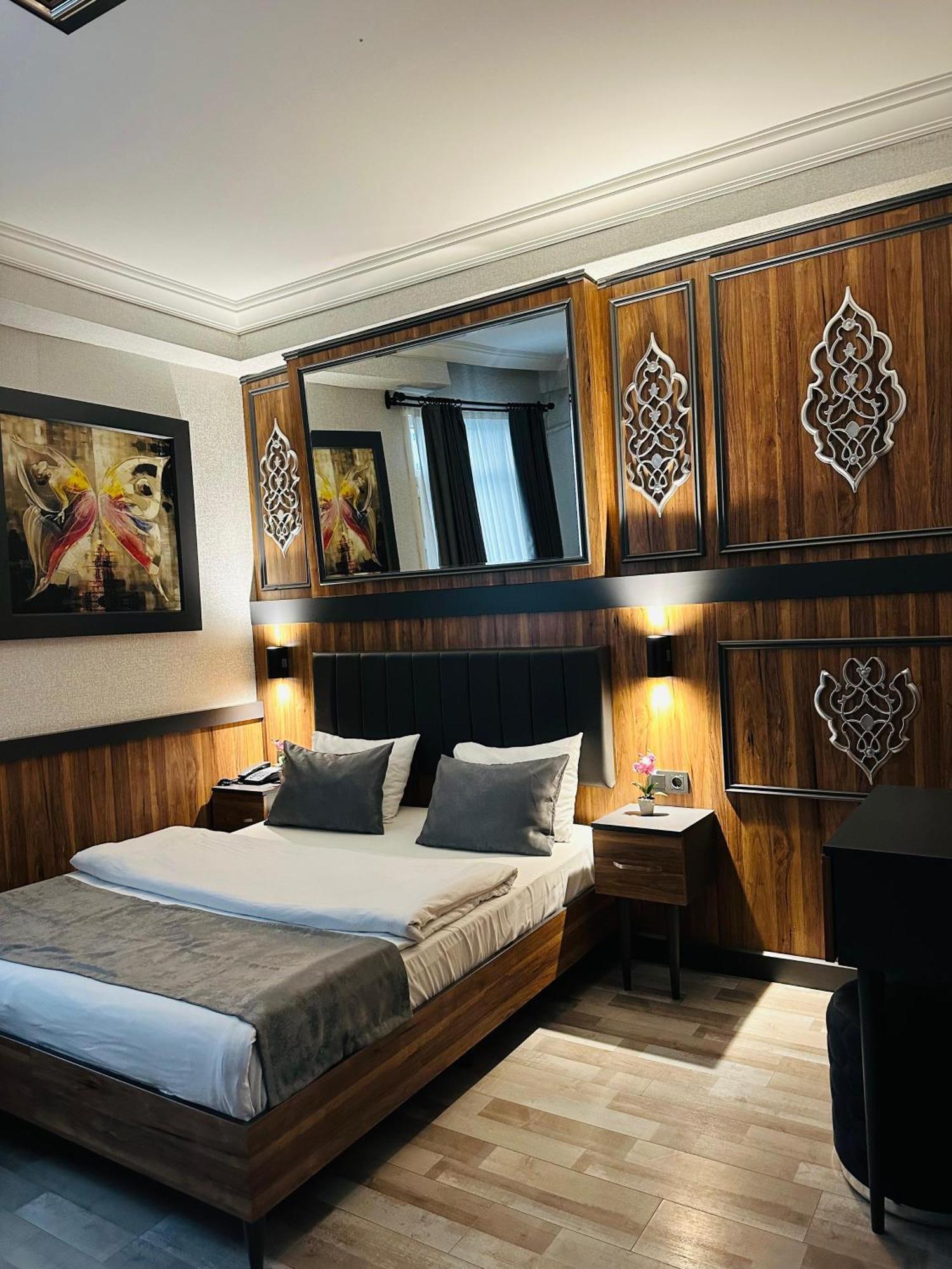 Taksim La Serena Hotels Istanbul Ngoại thất bức ảnh