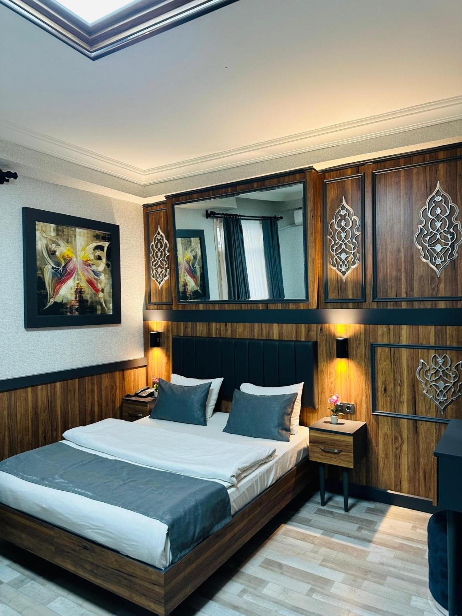 Taksim La Serena Hotels Istanbul Ngoại thất bức ảnh