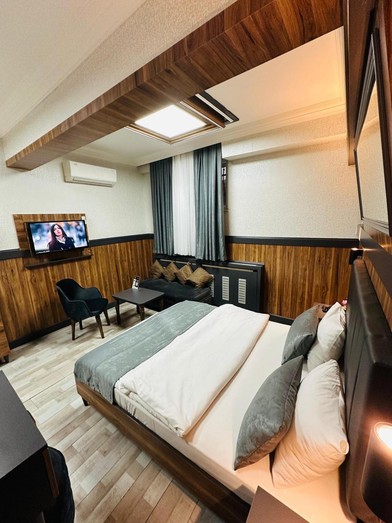 Taksim La Serena Hotels Istanbul Ngoại thất bức ảnh