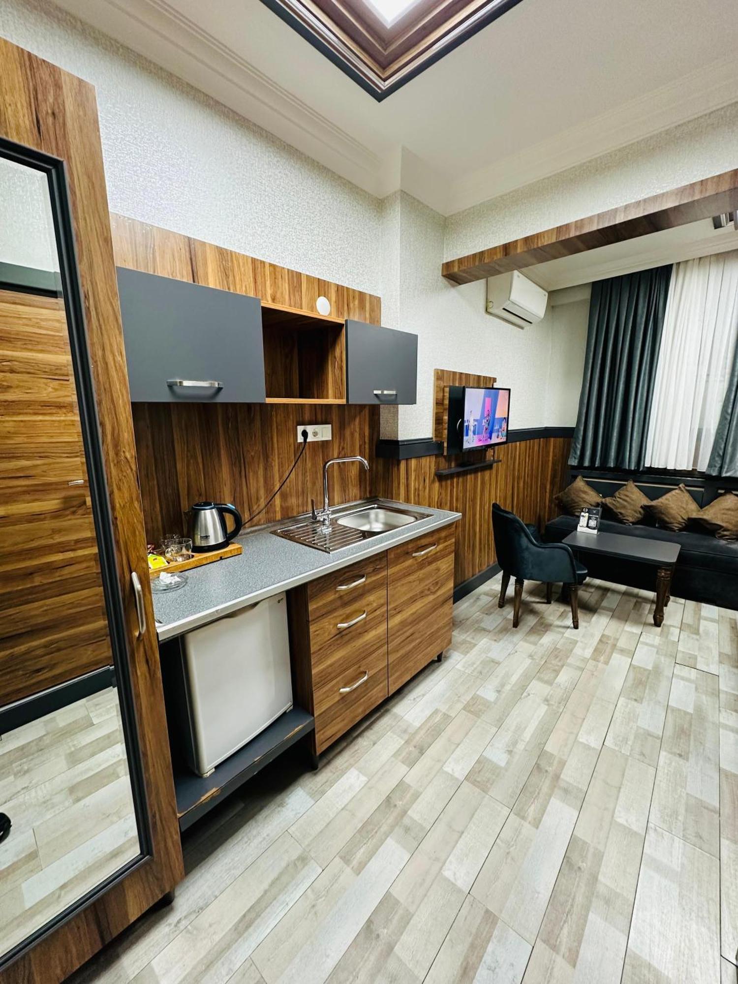 Taksim La Serena Hotels Istanbul Ngoại thất bức ảnh